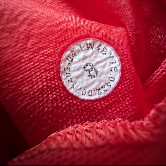 NWT lululemon down for it all jacket 8 red - Picture 14 of 16